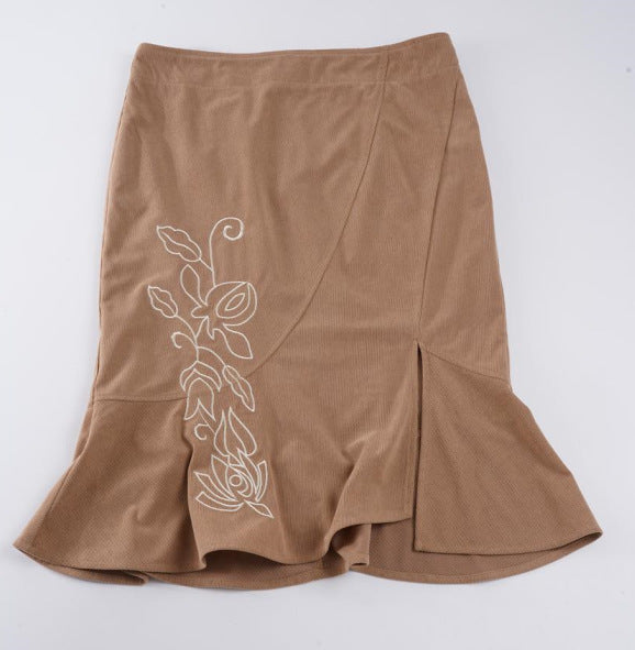 Dame elegant og legesygt omslagskjørt med blomsterdesign og bred søm Skovae