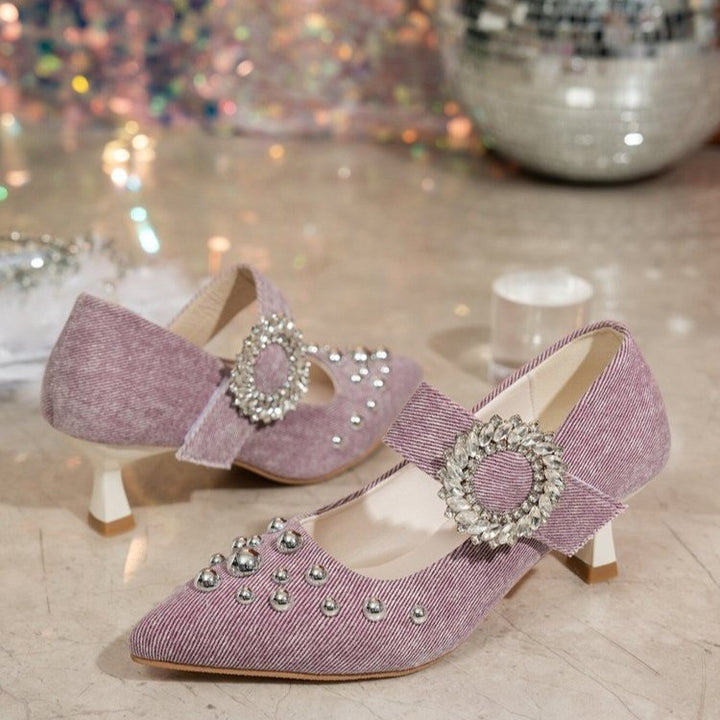 Dame pumps med elegante strass-accenter og smart spænde Stilla