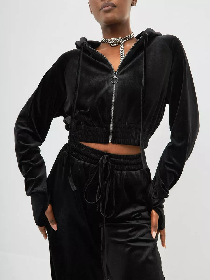Dame fritids-velour sæt med figursyet hoodie og rummelige bukser Stilla