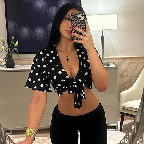 Dame Crop-Top med legende pindestil og knude front Skovae