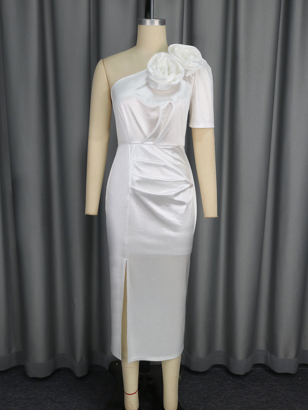 Dame Elegant wrap dress with off-the-shoulder design and decorative flowers