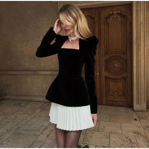Damer Elegant Velour Kjole med Usædvanlig Snit og Puff Ærmer Stilla