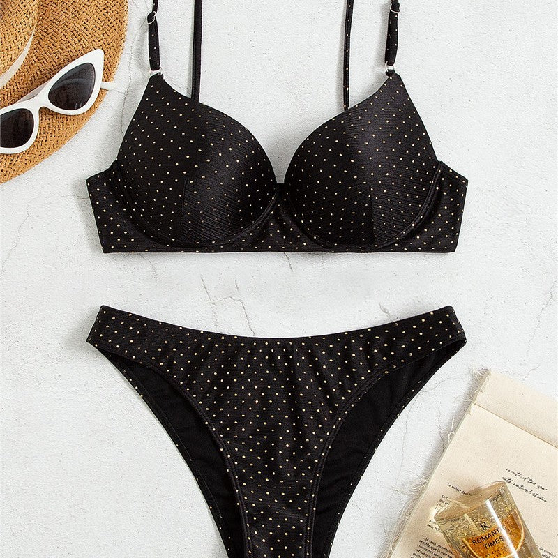 Dame bikini-sæt med polstret top og elegant knude-design Stilla
