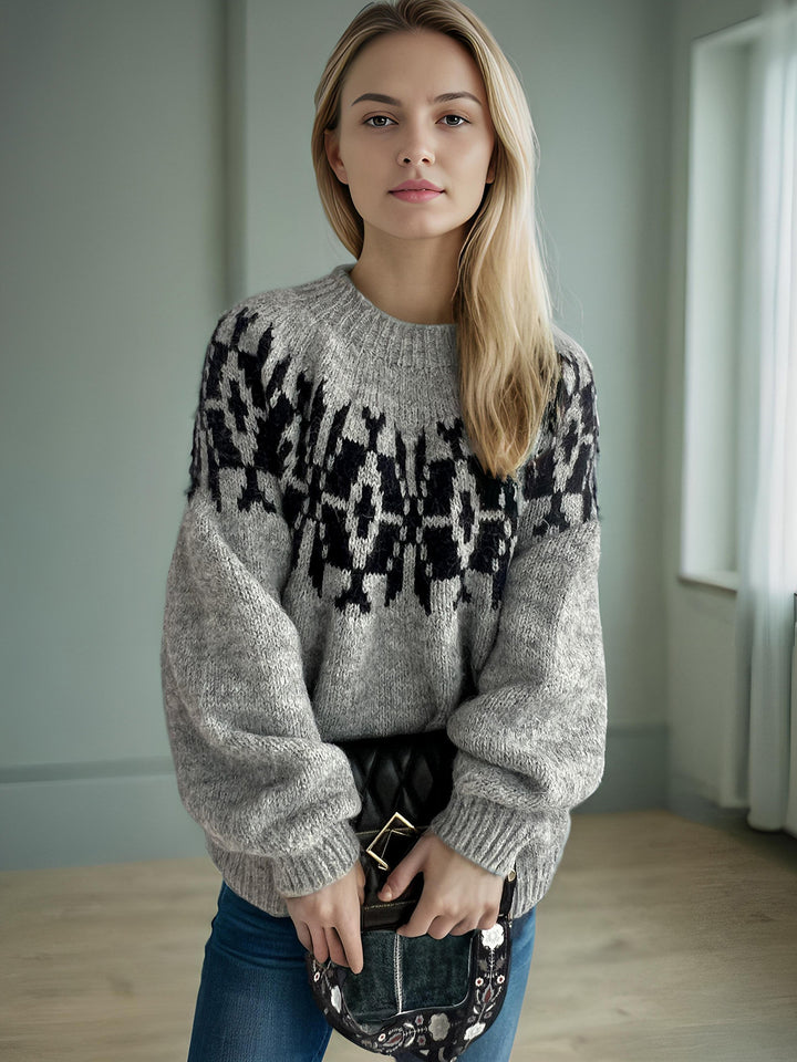 Kvinders behagelige sweater med moderne norsk mønster Stilla