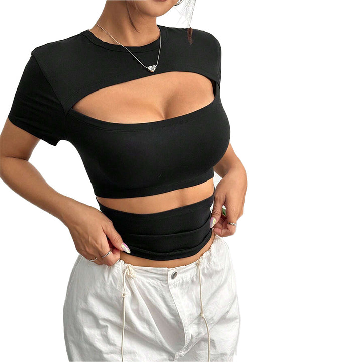 Kvinders crop top med moderigtigt udskæringsdetalje og figursyet pasform Stilla