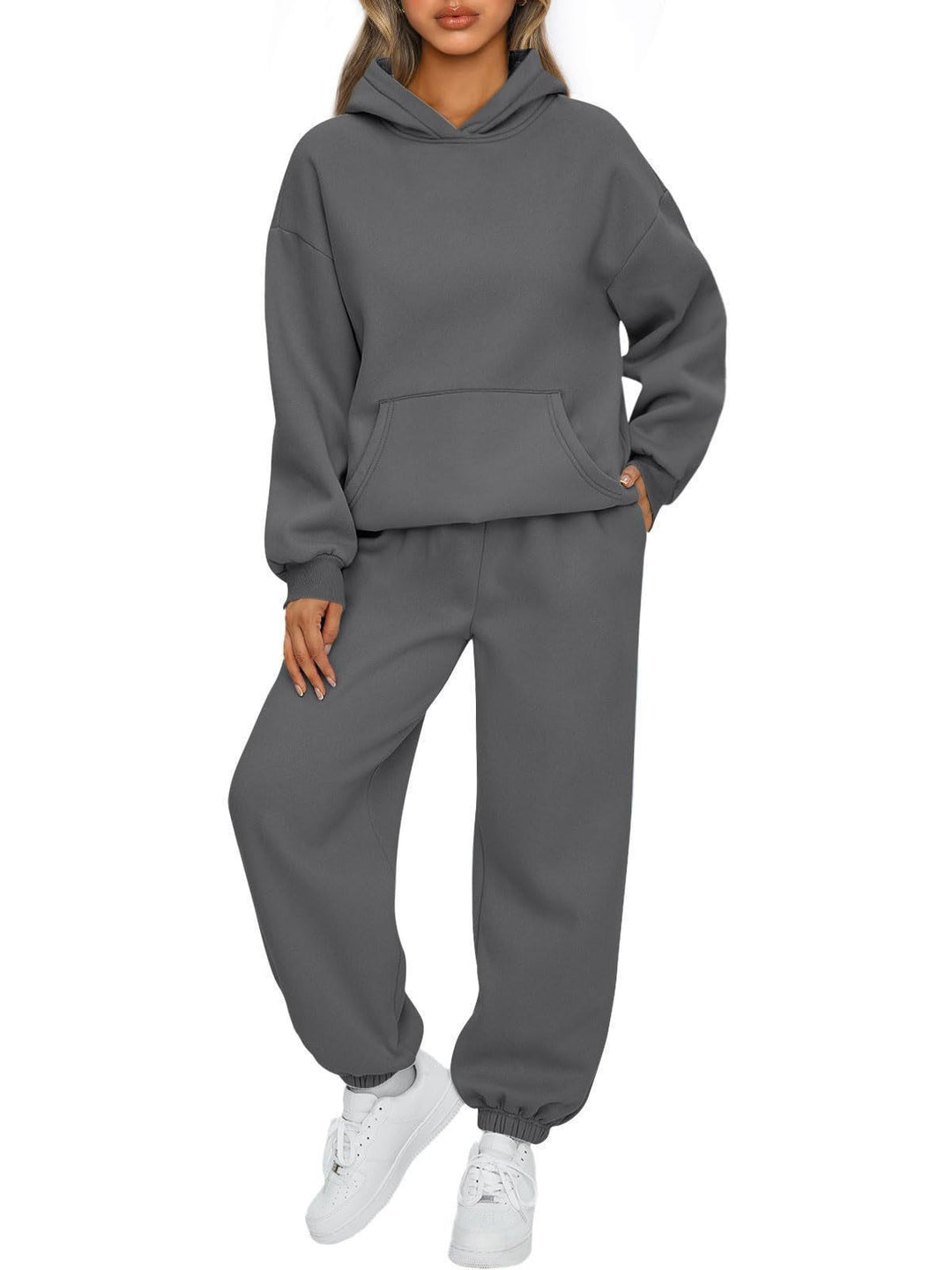 Damer casual hoodie og jogger sæt med høj bærekomfort Skovae