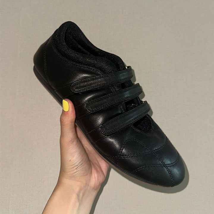 Herre præstations sneakers med justerbart remsystem Stilla