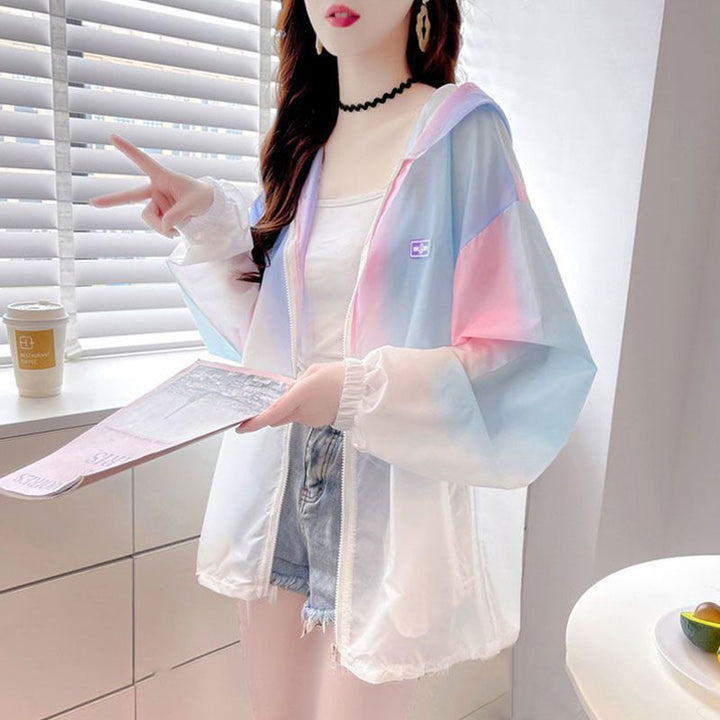 Damer trendy overgangsjakke med generøs hætte og gradientdesign Stilla