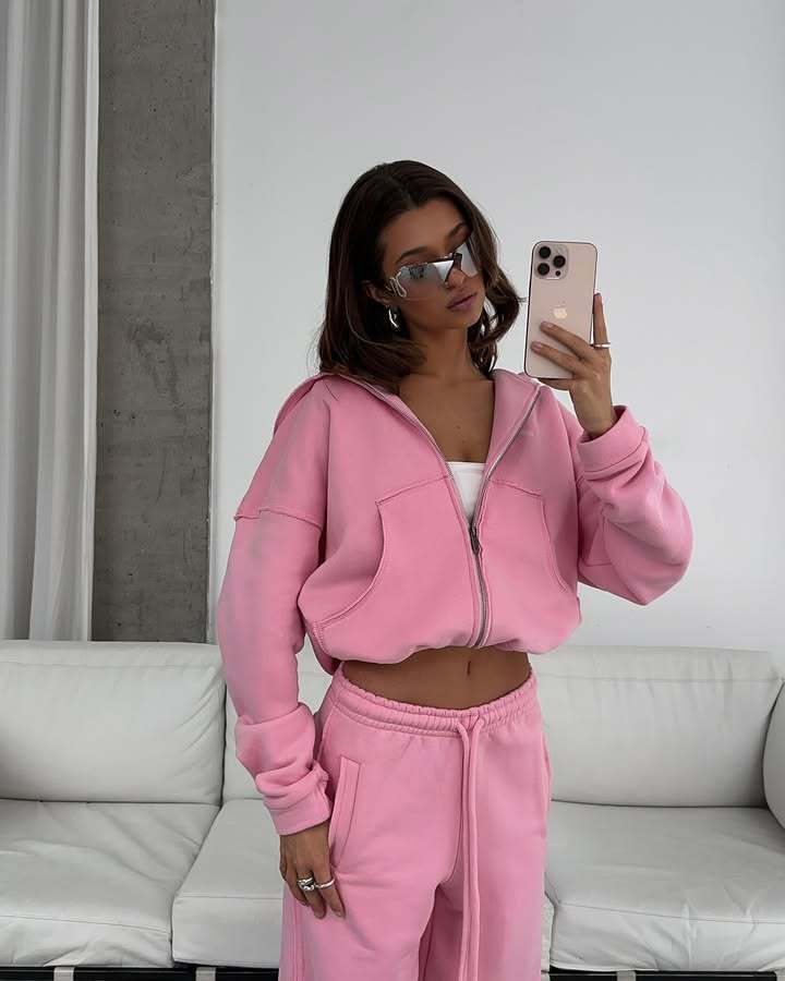Dame Oversized Hoodie og afslappede fritidsbukser Stilla