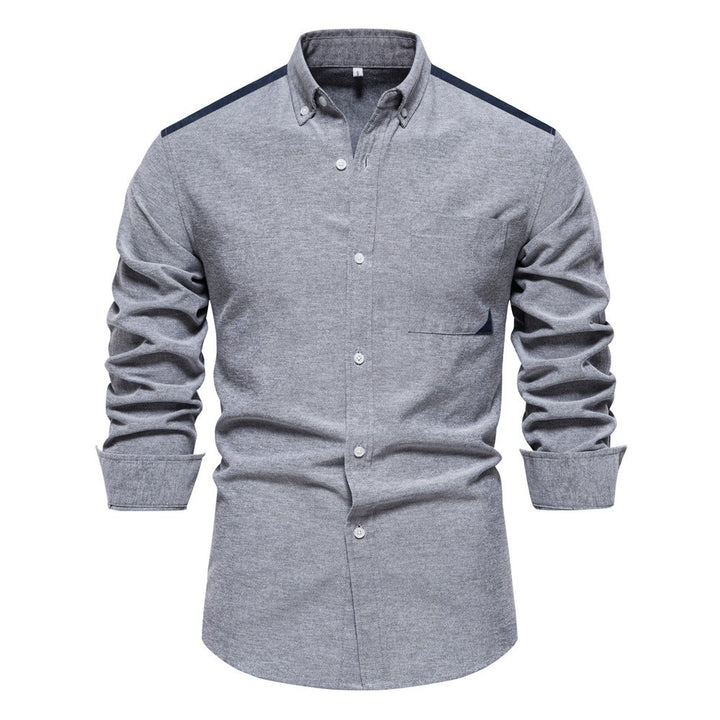 Herre Button-Down Skjorte med moderne skulderdesign og praktisk brystlomme Stilla