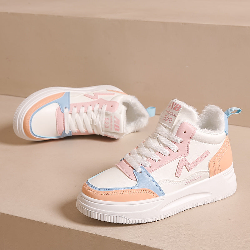 Dame højtskårne sneakers med varm inderfor og skridsikker sål Stilla