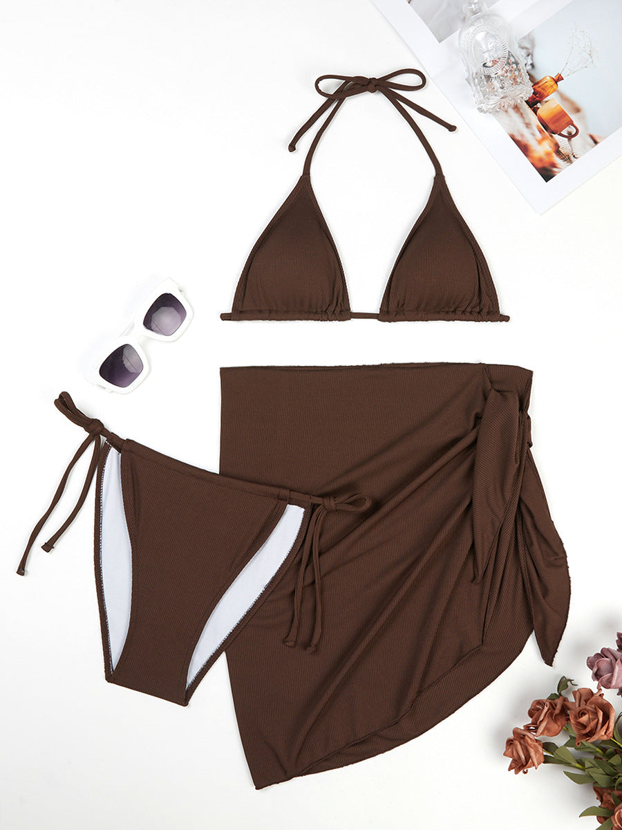 Dame Triangle Bikini-Sæt med matchende Sarong Stilla