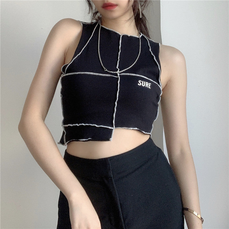 Dame Crop-Top med kreativ skæring og kontraststikninger Skovae