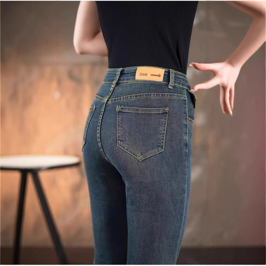 Damer Højtaljede Bootcut Jeans med elegant fit Stilla