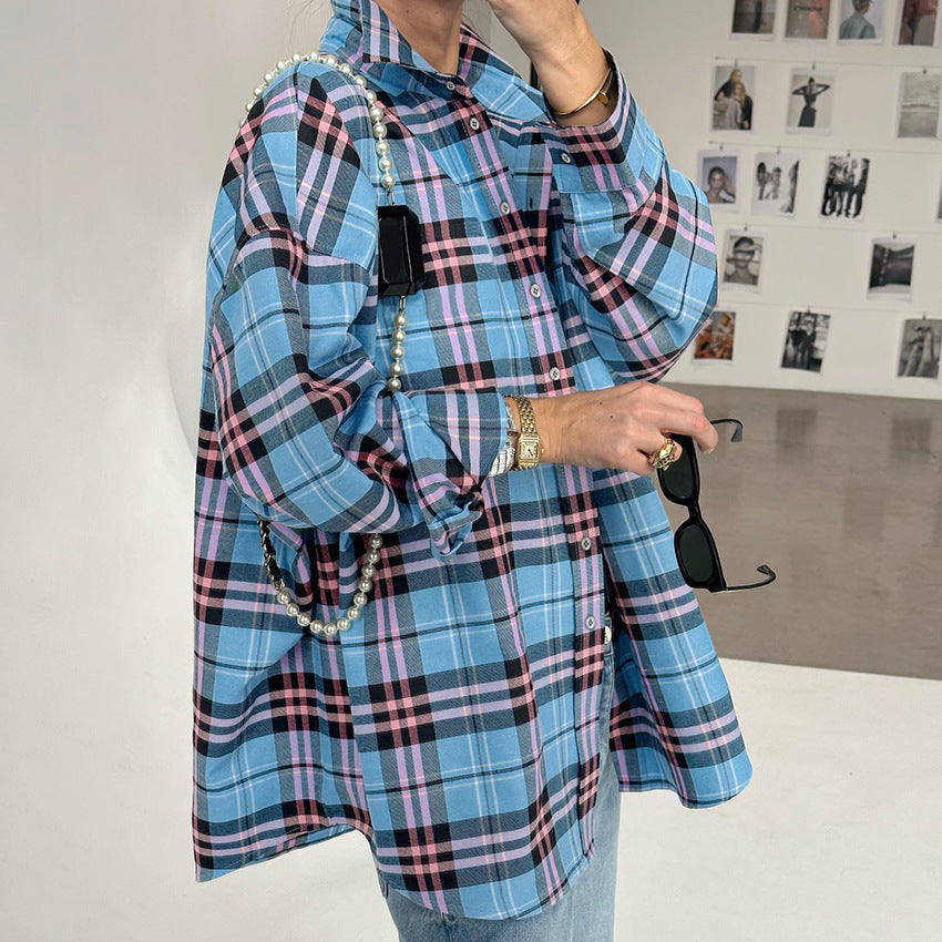 Dame Oversized Skjorte i ternet design med casual snit, lange ærmer og praktiske brystlommer Stilla