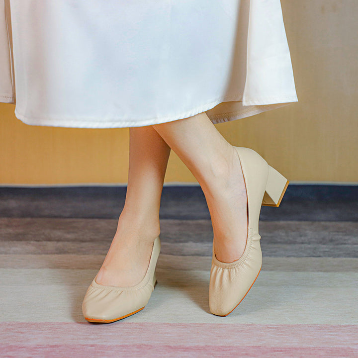 Kvinder elegante spids Chunky-hæl-pumps med rynke detaljer Stilla