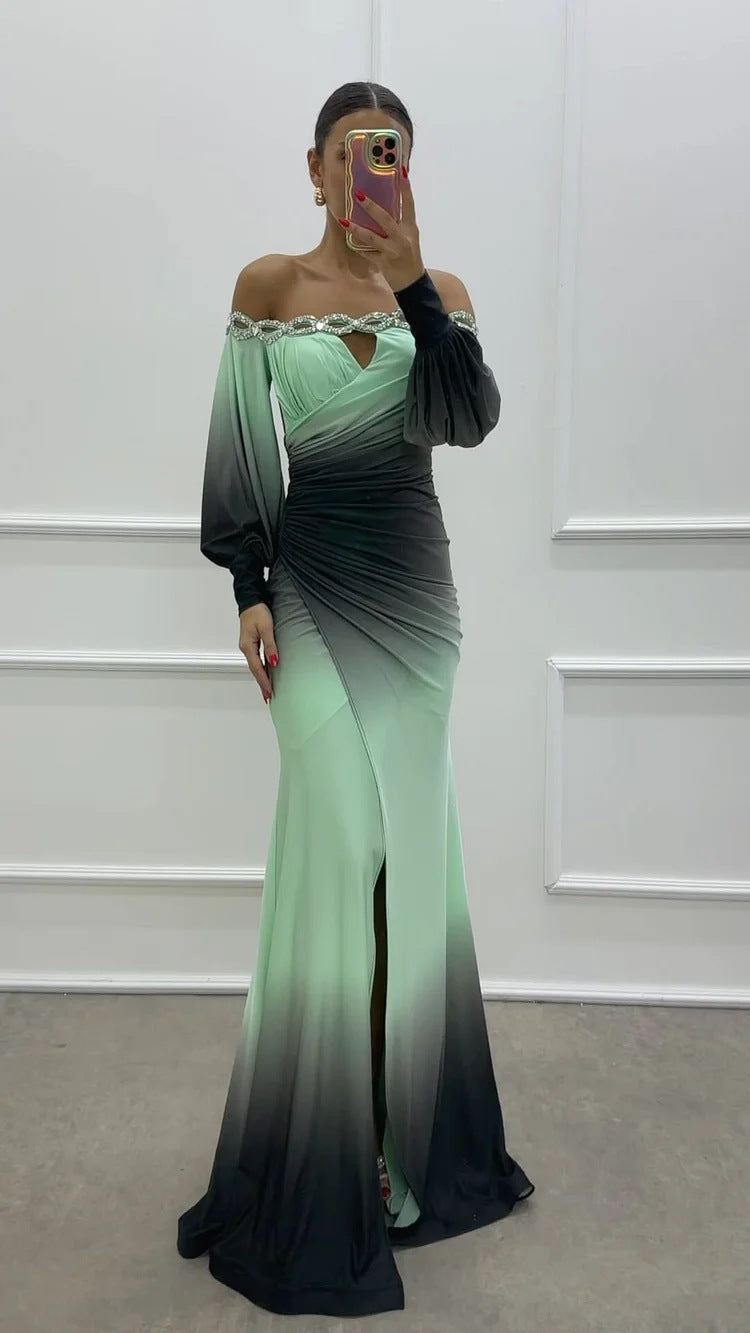 Kvinders Off-Shoulder Maxi Kjole med Elegant Drapering og Glitrende Accenter Skovae