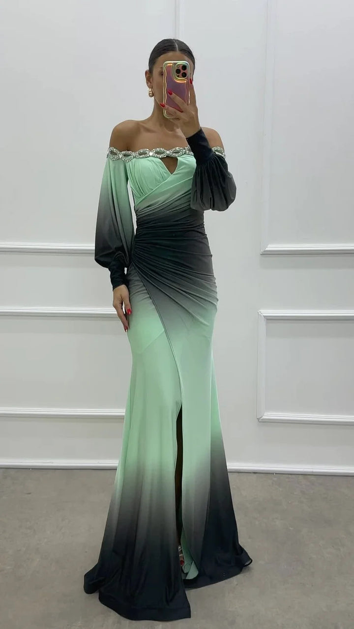 Kvinders Off-Shoulder Maxi Kjole med Elegant Drapering og Glitrende Accenter Skovae