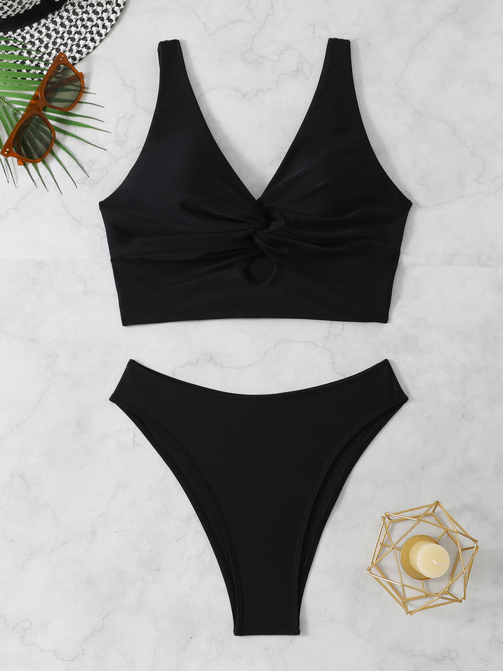 Dame Bikini-sæt med fashionabel knude og figurvenlig pasform Stilla