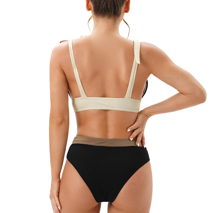 Dame bikinisæt med elegant V-udskæring og justerbare stropper Skovae