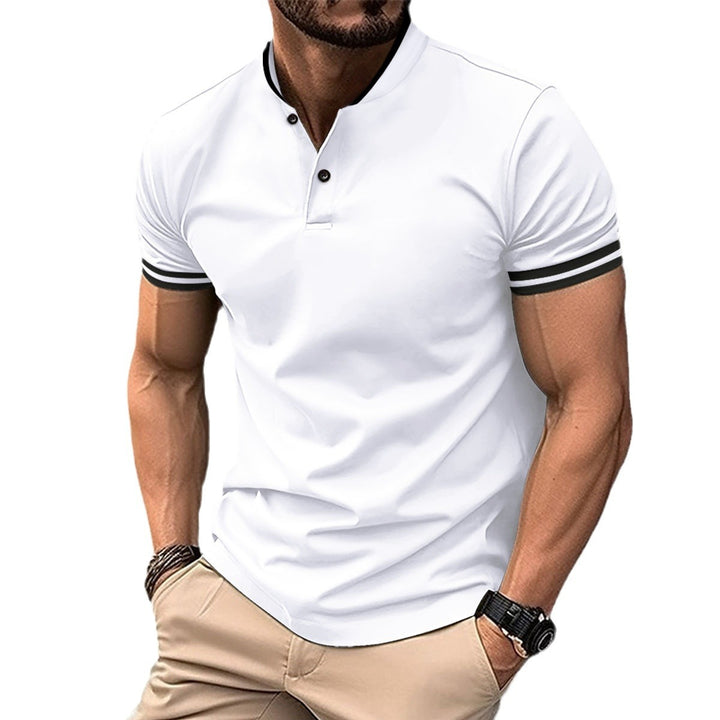 Herrer Kortærmet Poloshirt med moderne Ståkrave og sportslige accenter Stilla