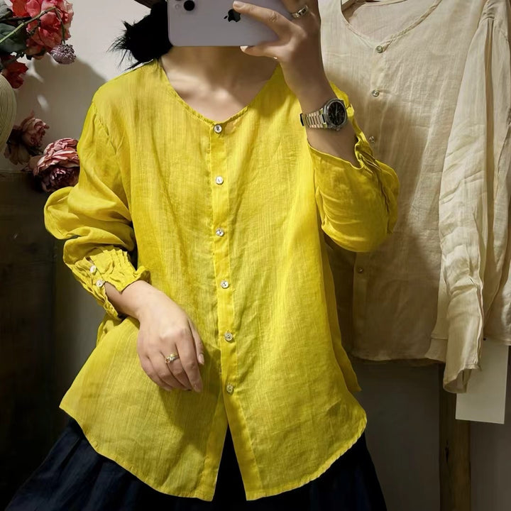 Dame Relaxed Fit Button-Up Bluse med foldede ærmer Stilla