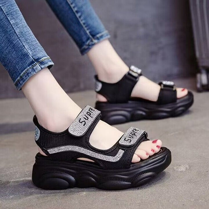 Dame Sporty Sandaler med justerbare remme og åndbart overflade Stilla
