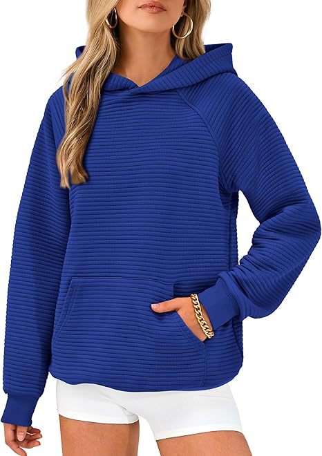 Dame hoodie med struktureret design og komfortabel pasform Stilla