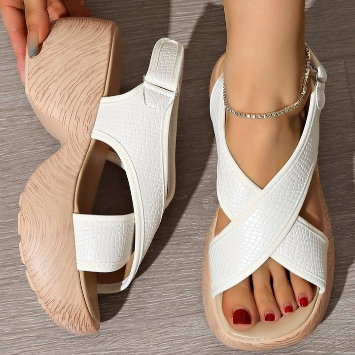 Dame mode kile sandaler med struktureret overmateriale og justerbar rem Stilla