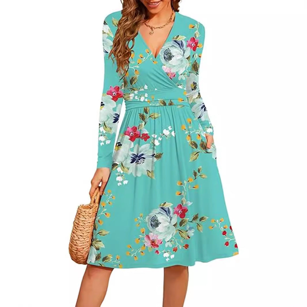 Dame elegant omslagkjole med blomsterprint Stilla