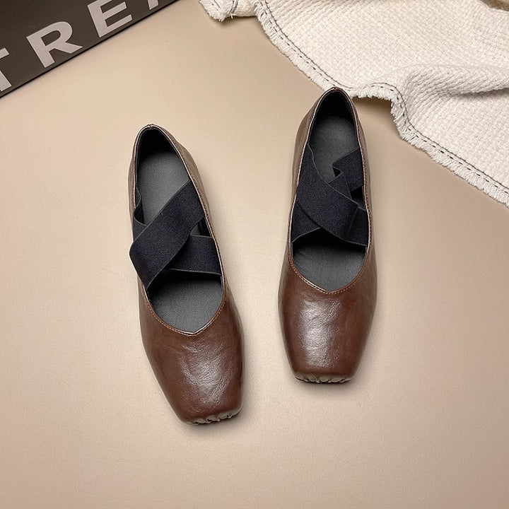 Dame Elegante Ballerinas med innovative tværremme Stilla