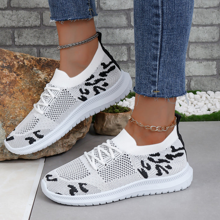 Dame Åndbare Sneakers med elastisk Overdel og skridsikker Sål Stilla