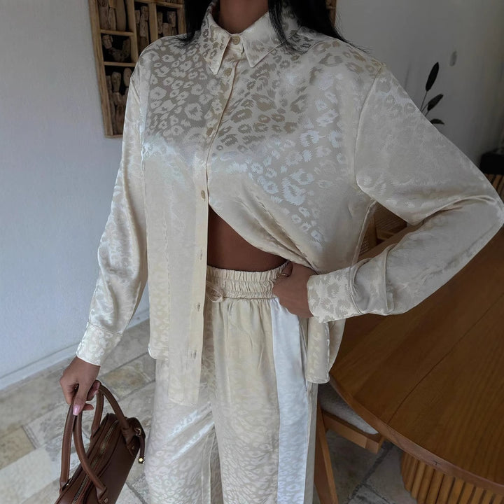 Dame Luxe Satin Pyjamas-Sæt med elegant Overdel- og Bukse-Kombination Stilla