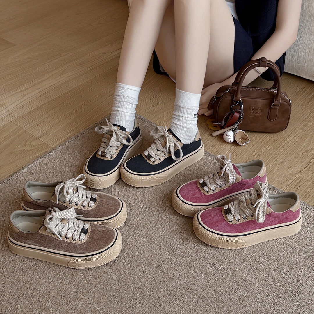 Femme Casual Canvas Sneakers med strukturerede detaljer Stilla