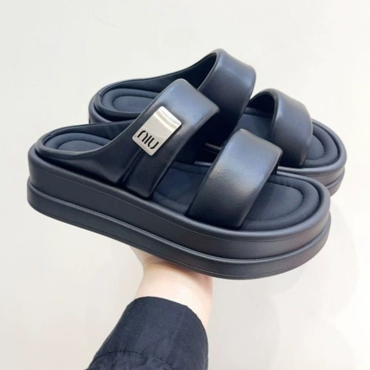Dame Komfortable Plateau-Sandaler med brede remme og ergonomisk fodseng Stilla