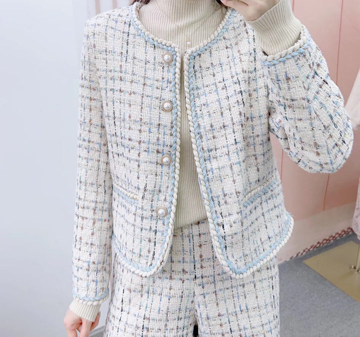 Dame Struktureret Tweed-Blazer med elegante knapdetaljer og raffineret afslutning Stilla