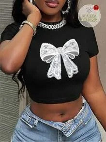 Dame Crop-Top med kunstnerisk statement-tryk Skovae