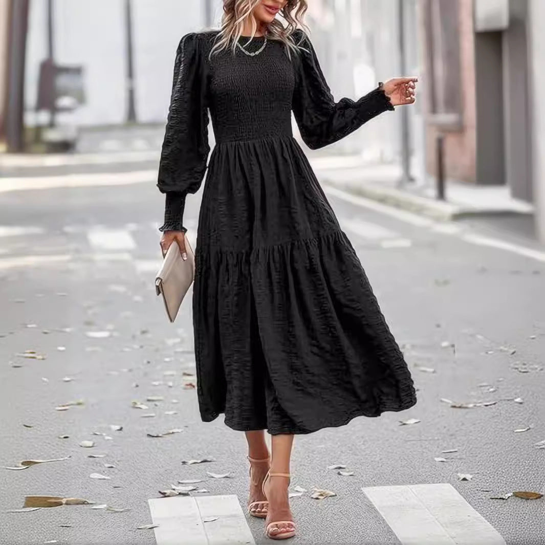 Dame Flydende Maxikjole med struktureret Skørt og elegante Puffærmer Stilla