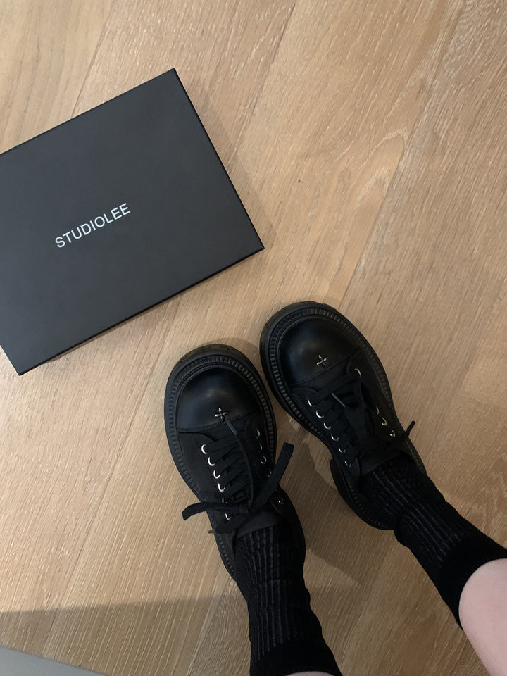 Dame Contemporary Platform Sneakers Stilla