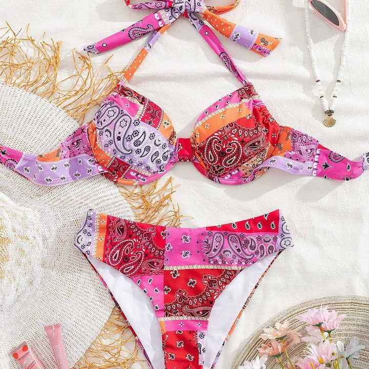 Dame triangel-bikini med justerbar underdel og unikt mønster Skovae