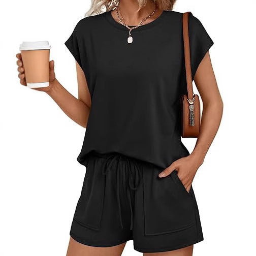 Dame komfortabel fritidssæt med T-shirt og shorts Stilla