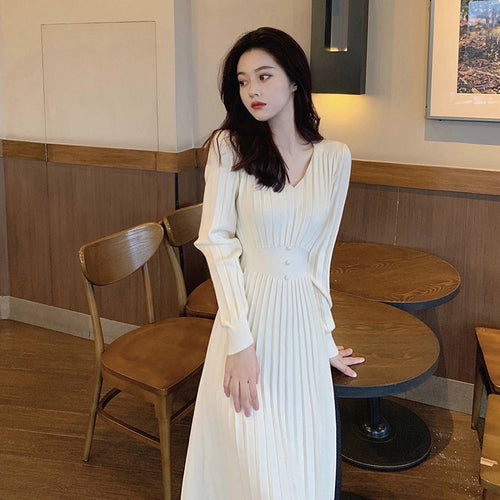 Femme Elegante Ribstrik Maxi Kjole med Knapdetaljer Stilla