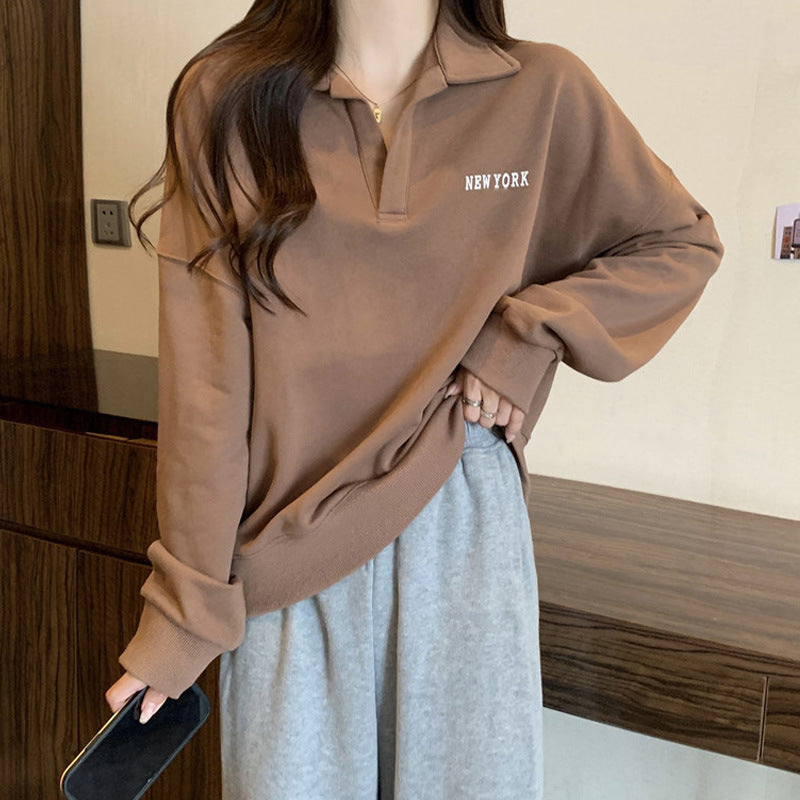 Dame Oversized Polo Stil Sweatshirt med broderet detalje Stilla