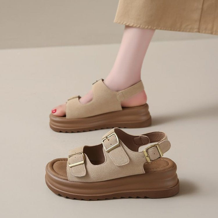 Dame Plateau-sandaler med justerbare spænder og behagelig dæmpning Stilla