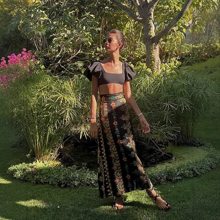 Dame To-delt Outfit med kort top og floral Maxiskørt Skovae