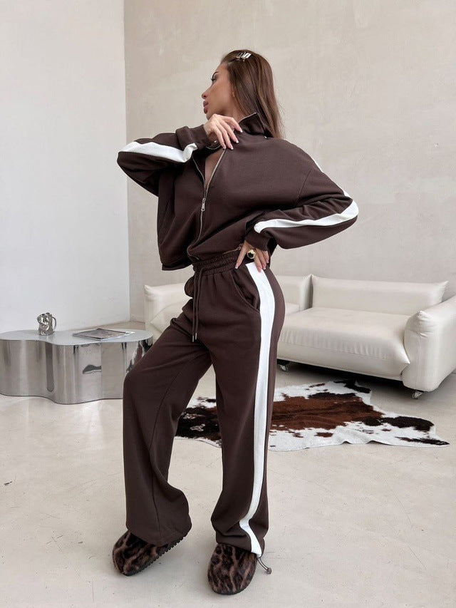 Kvindelig sporty loungewear sæt med moderne lynlås Skovae