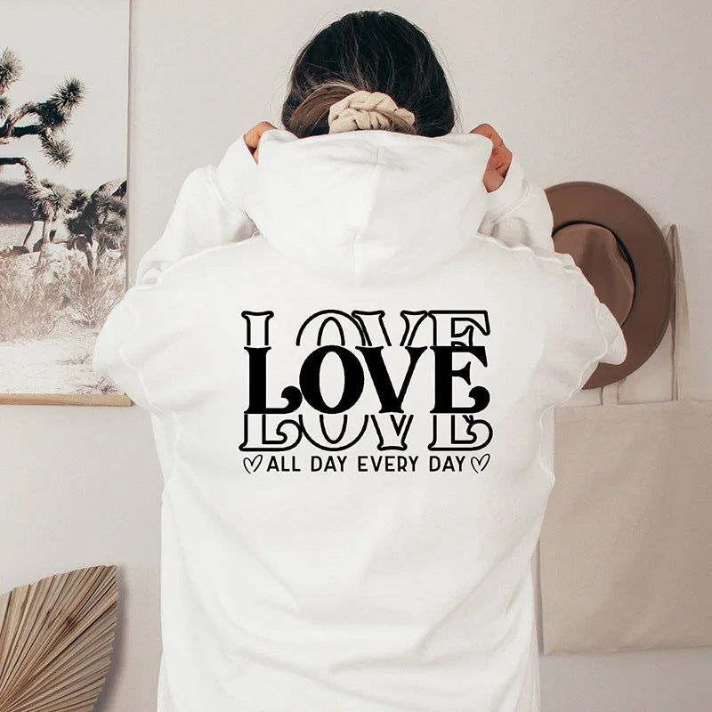 Kvinders hoodie med kreativ skrift Skovae