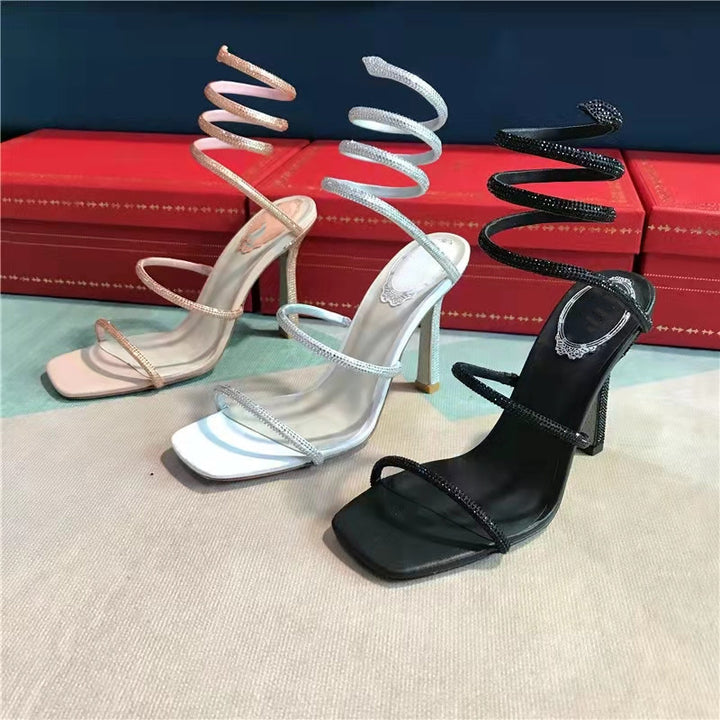 Dame elegante stiletto-sandaler med strass-accenter Stilla