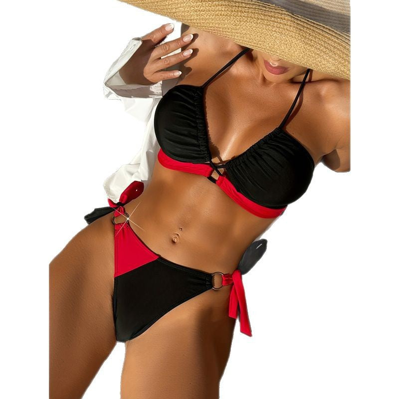 Dame triangel-bikini med justerbare stropper og sporty flæse-design Skovae