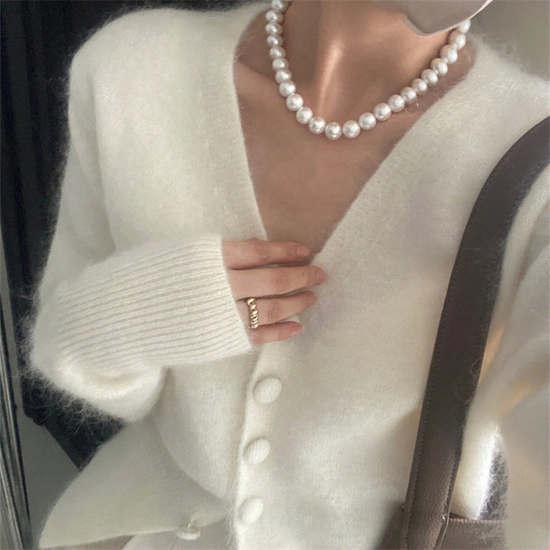 Kvinders mode cardigan med blødt mohair materiale og knaplukning Stilla